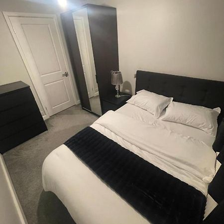 Beautiful En-Suite Bedroom Ipswich Zewnętrze zdjęcie